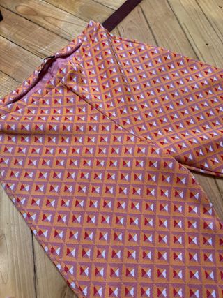 Pantalón Zara estampado naranja talla S