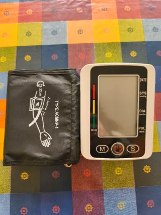 Tensiómetro digital de brazo