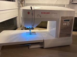 Máquina de coser Singer