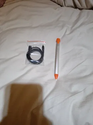 iPad Pro 11 3ª Gen + Funda Teclado + Lápiz Logi