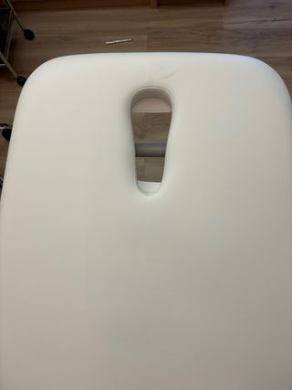 Camilla de tratamiento de Naggura