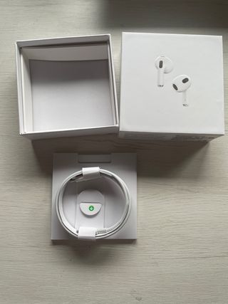 Cargador AirPods Apple