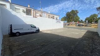 Solar residencial y comercial, La Mulata (Utrera)