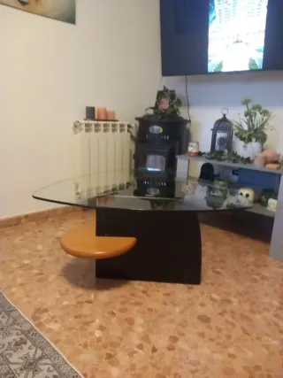 Mesa de centro cristal y madera