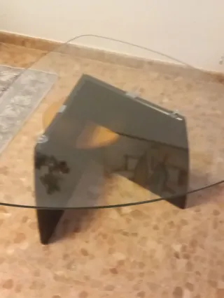 Mesa de centro cristal y madera