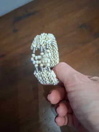 Braccialetto perline beige