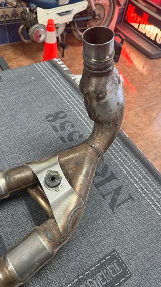 Colectores originales Honda CBR600RR