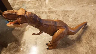 Dinosaurio T-Rex colosal