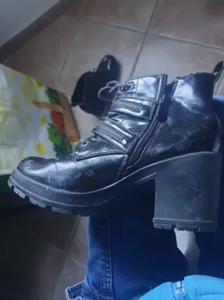 Botas negras talla 38