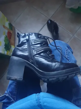 Botas negras talla 38