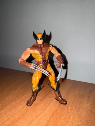 Wolverine  Marvel Legends Toy Biz