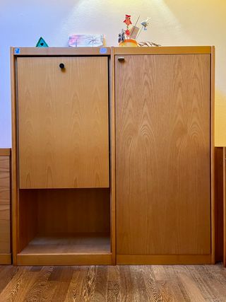 Mobili componibili: vetrina + scrivania Tisettanta