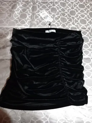 Falda terciopelo Mango Negra