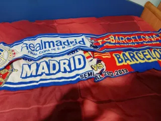 Bufandas Real Madrid vs Barcelona.