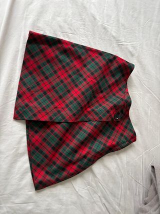 Falda cuadros roja y verde