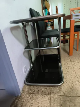 Mesa auxiliar cristal templado 3 estantes