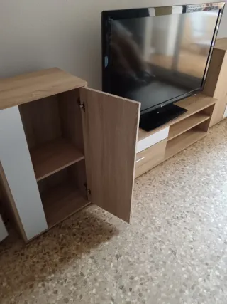 Mueble TV con 2 armarios de almacenaje