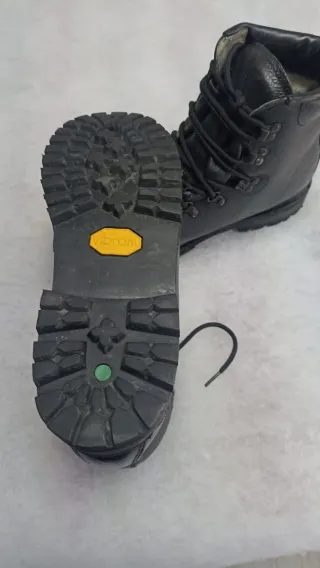 Bota Montaña Militar Iturri Negra