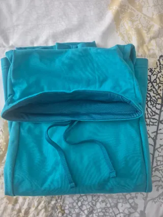 Polar azul con cuello