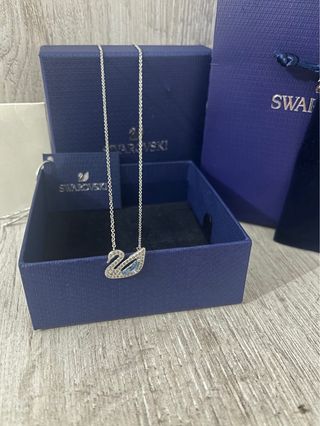 Collar Swarovski Cisne Plateado
