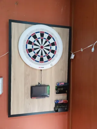 Diana de dardos y accesorios