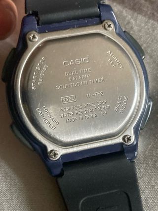 Reloj Casio Digital Plata y Azul