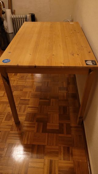 Mesa de madera natural IKEA