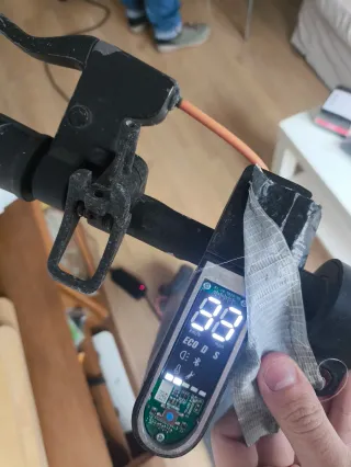 Patinetes Xiaomi Pro + Casco y Repuestos