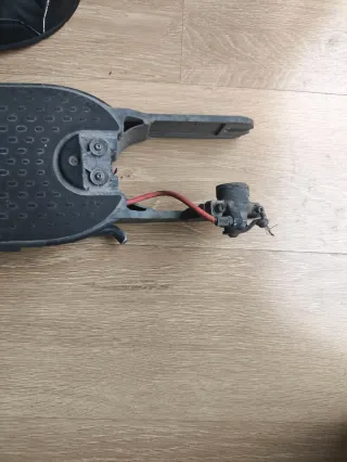 Patinetes Xiaomi Pro + Casco y Repuestos