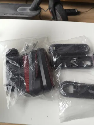 Patinetes Xiaomi Pro + Casco y Repuestos