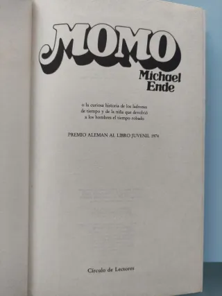 libro vintage "momo"