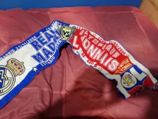 Bufanda Real Madrid vs Olympique Lyon