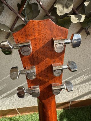 Taylor 714ce V-Class Guitarra Acústica