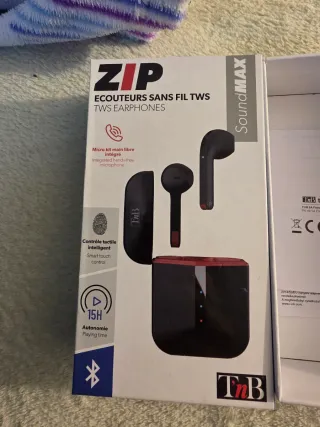 Fones Bluetooth T'nB pretos