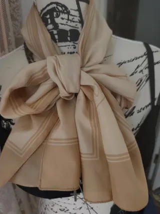 Foulard Guccini Beige e Oro