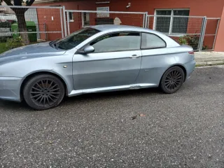 Alfa Romeo GT 2005
