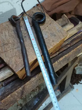 Pasadores de forja antiguos