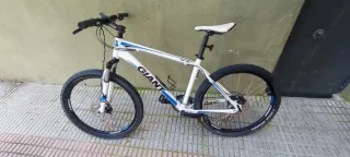 Bicicleta Giant Revel 26" #bicicleta