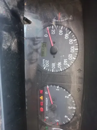 Mitsubishi Montero 2001