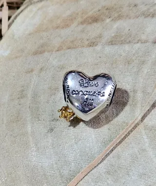 Charm Panel de Abejas y Abeja Los Bridgerton