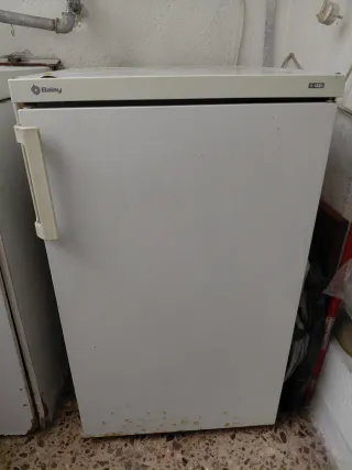 Congelador vertical Balay