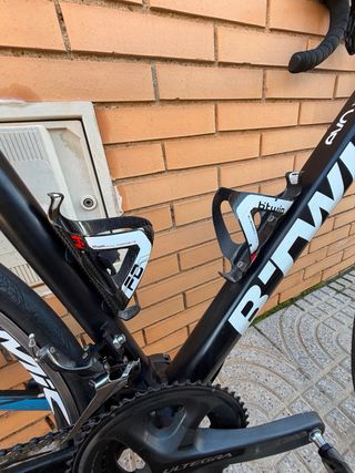 Bicicleta de carretera B'TWIN azul