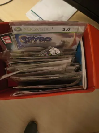 Xbox 360 bianca + 100 giochi