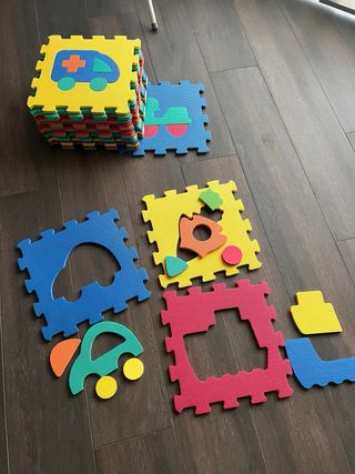 Alfombra Puzzle Infantil 20 Piezas Vehículos