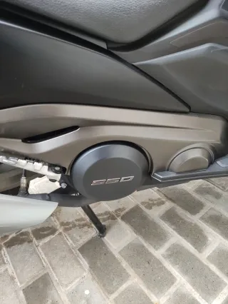 Maxiscooter deportiva KYMCO-Ak 550