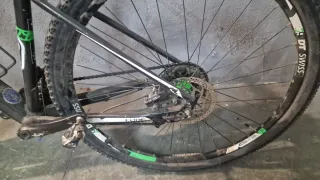 Bicicleta Cube LTD 29 C68