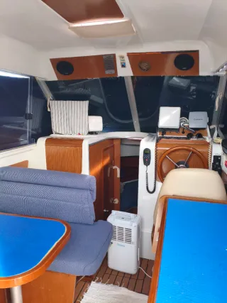 Beneteau Antares 760