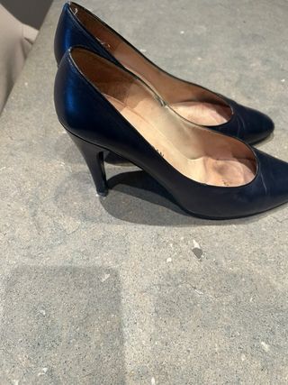 Zapatos de tacón Charles Jourdan azul