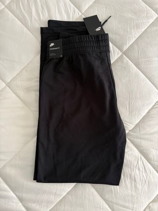 Conjunto Chándal Nike Negro