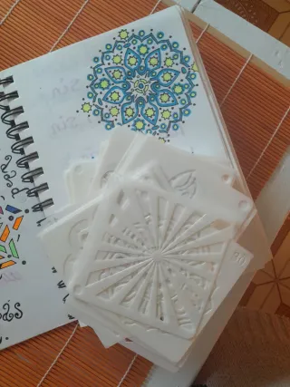 Plantillas para Mandalas (Set de 100)